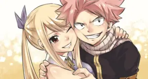 Natsu Dragneel e Lucy Heartfilia se abraçam e sorriem em arte oficial de Fairy Tail com fundo dourado